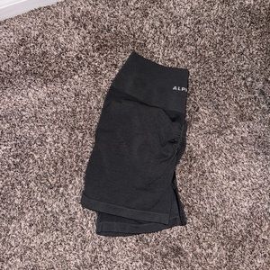 Alphalete amplify shorts